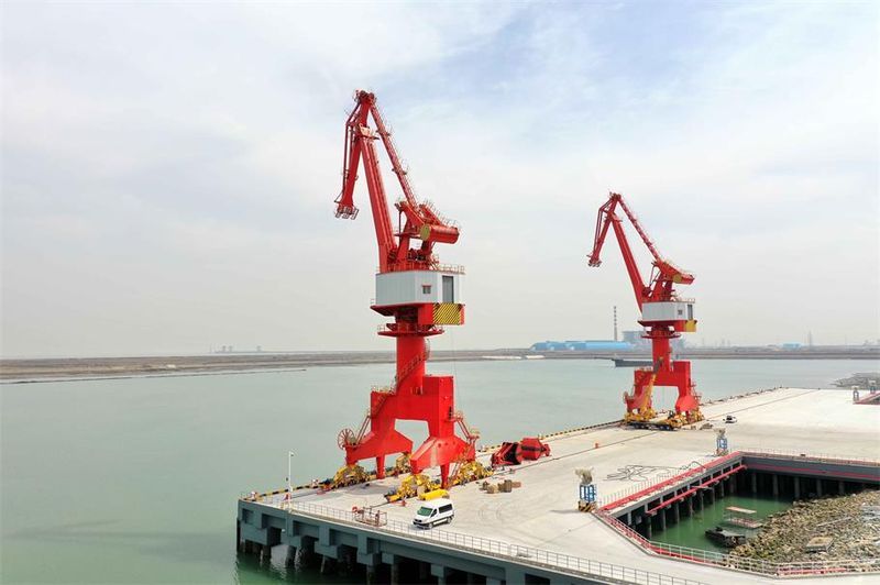 奮進“春天里” | 衛華多系列港機產品硬核發力通州灣新出海口建設!